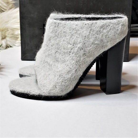 NIB Tibi Leona Mohair Ice Grey Mohair High Heel Open Toe Slides, Size 9 - Picture 6 of 13